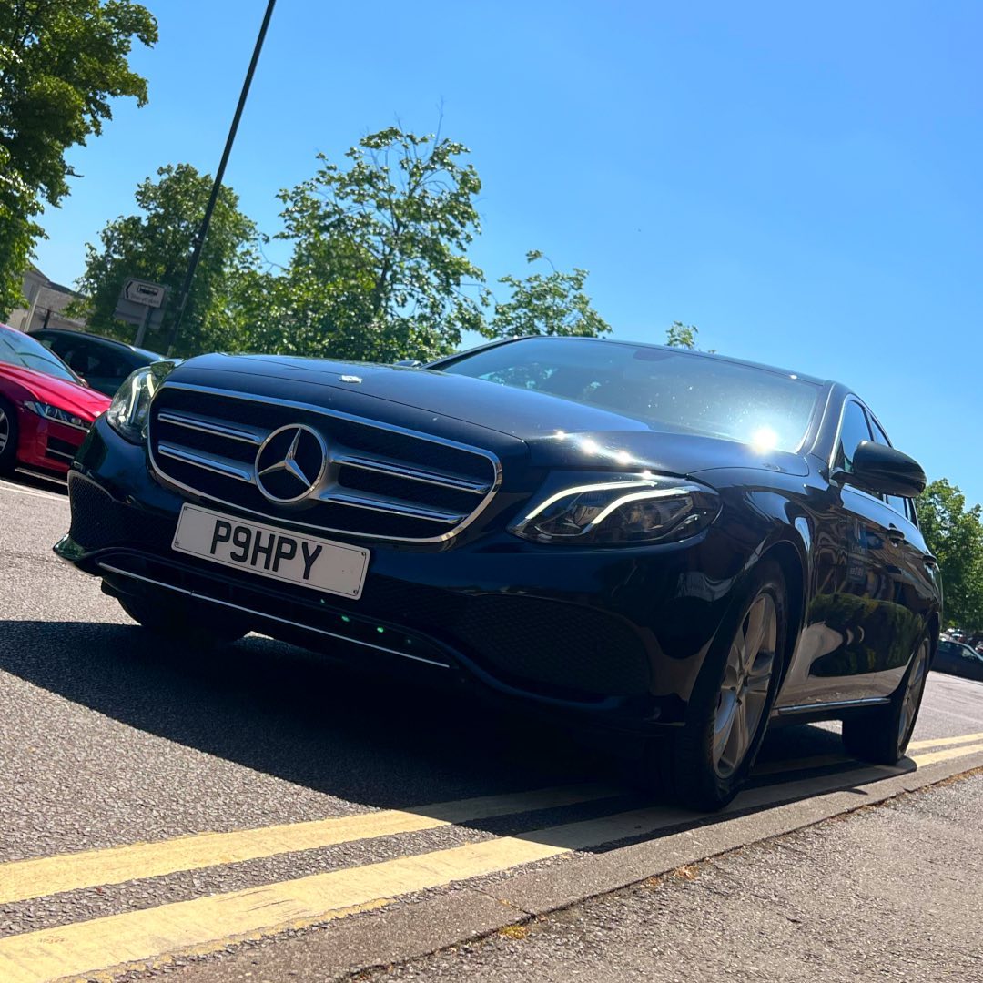 Deddington Taxi Service | Safe & Reliable | CastleCars